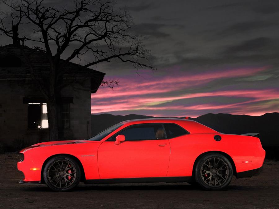  Dodge Challenger SRT Hellcat 2015 года  (фото 19 из 42)